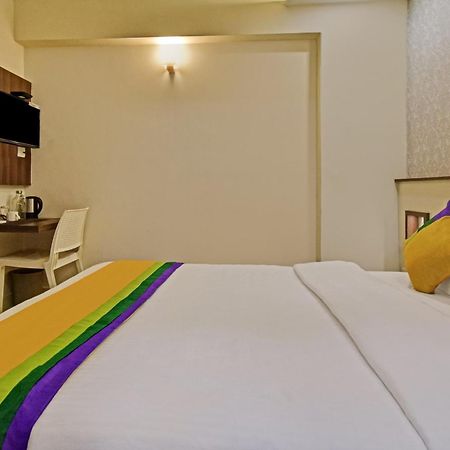 Itsy Hotels Deluxe Inn Chennai Esterno foto