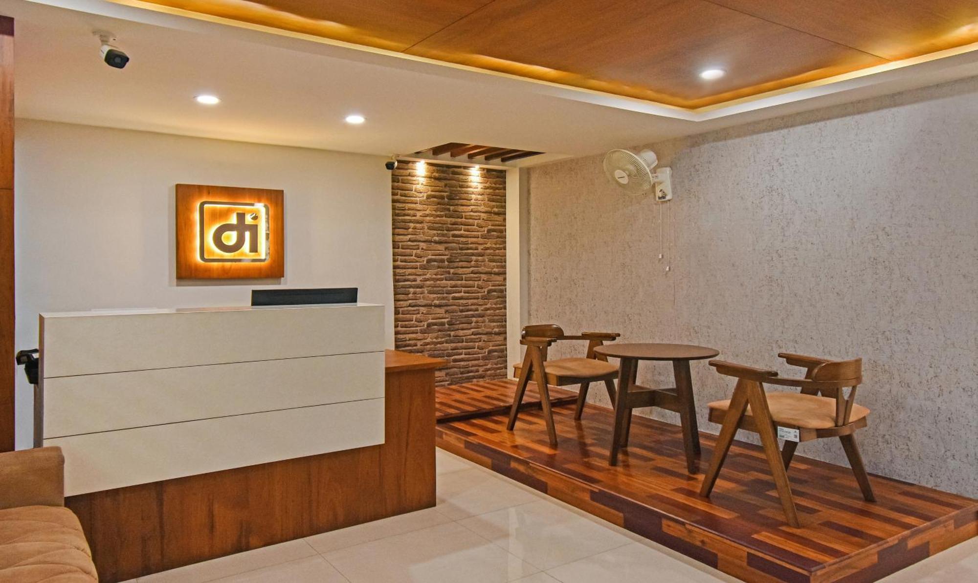 Itsy Hotels Deluxe Inn Chennai Esterno foto