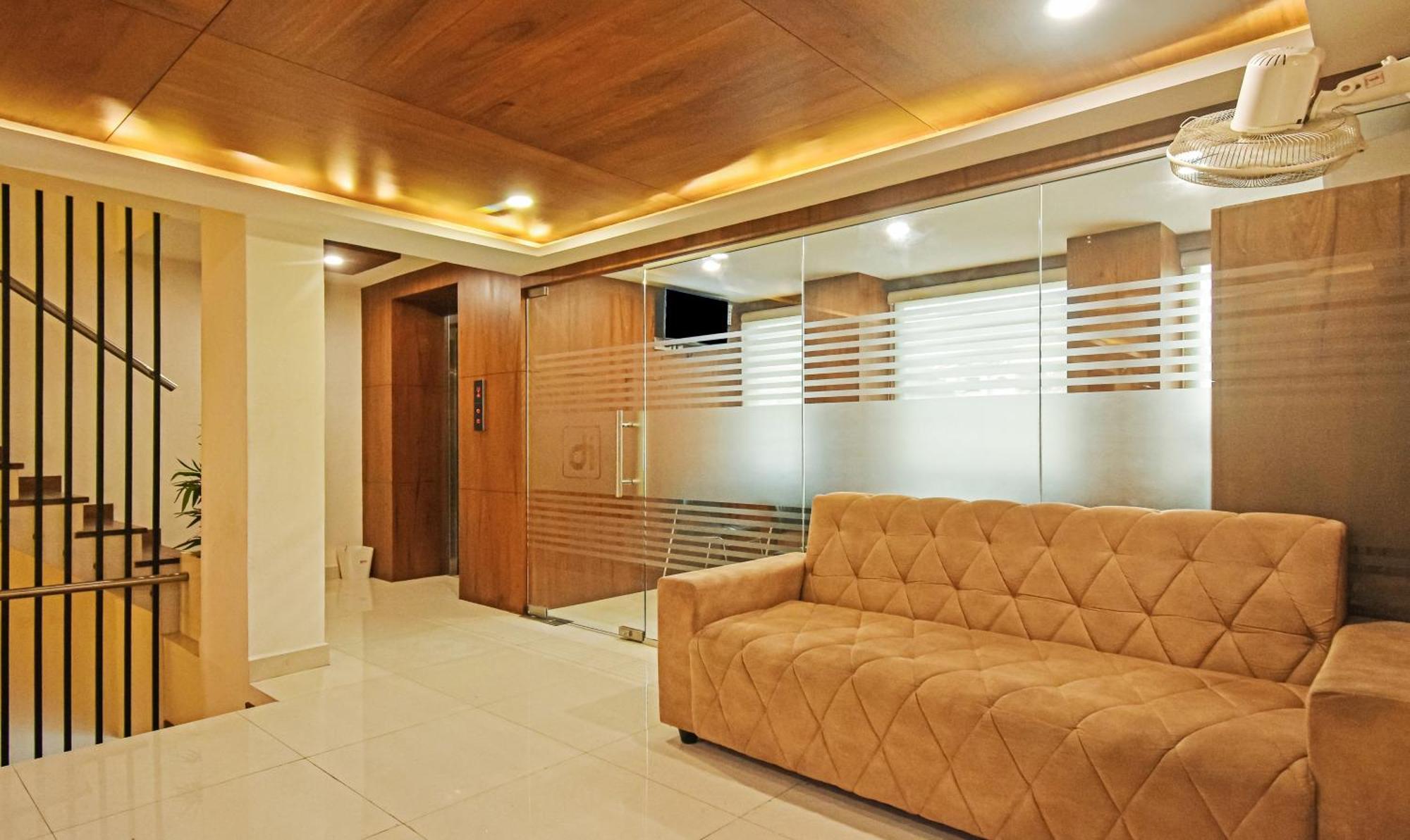 Itsy Hotels Deluxe Inn Chennai Esterno foto