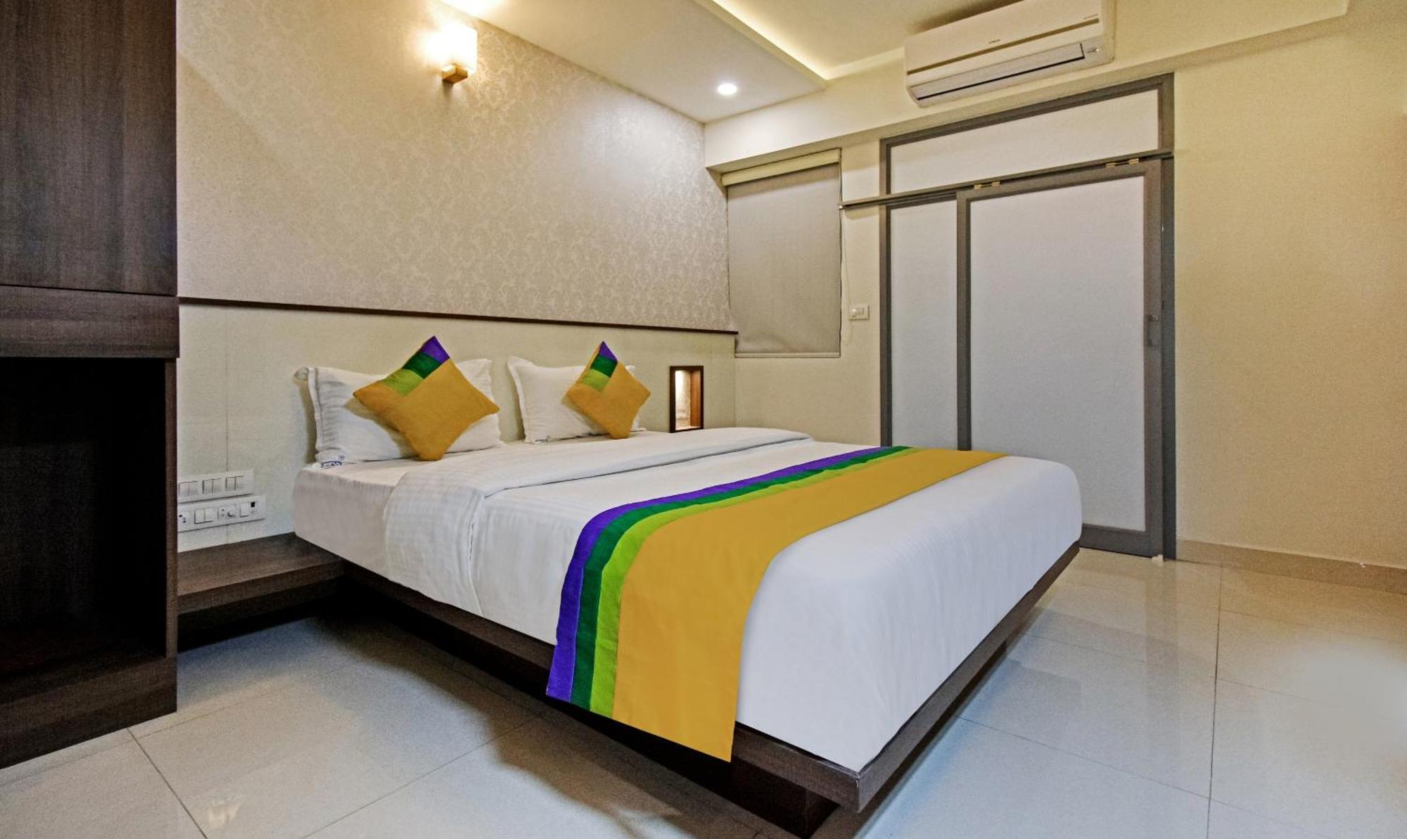 Itsy Hotels Deluxe Inn Chennai Esterno foto