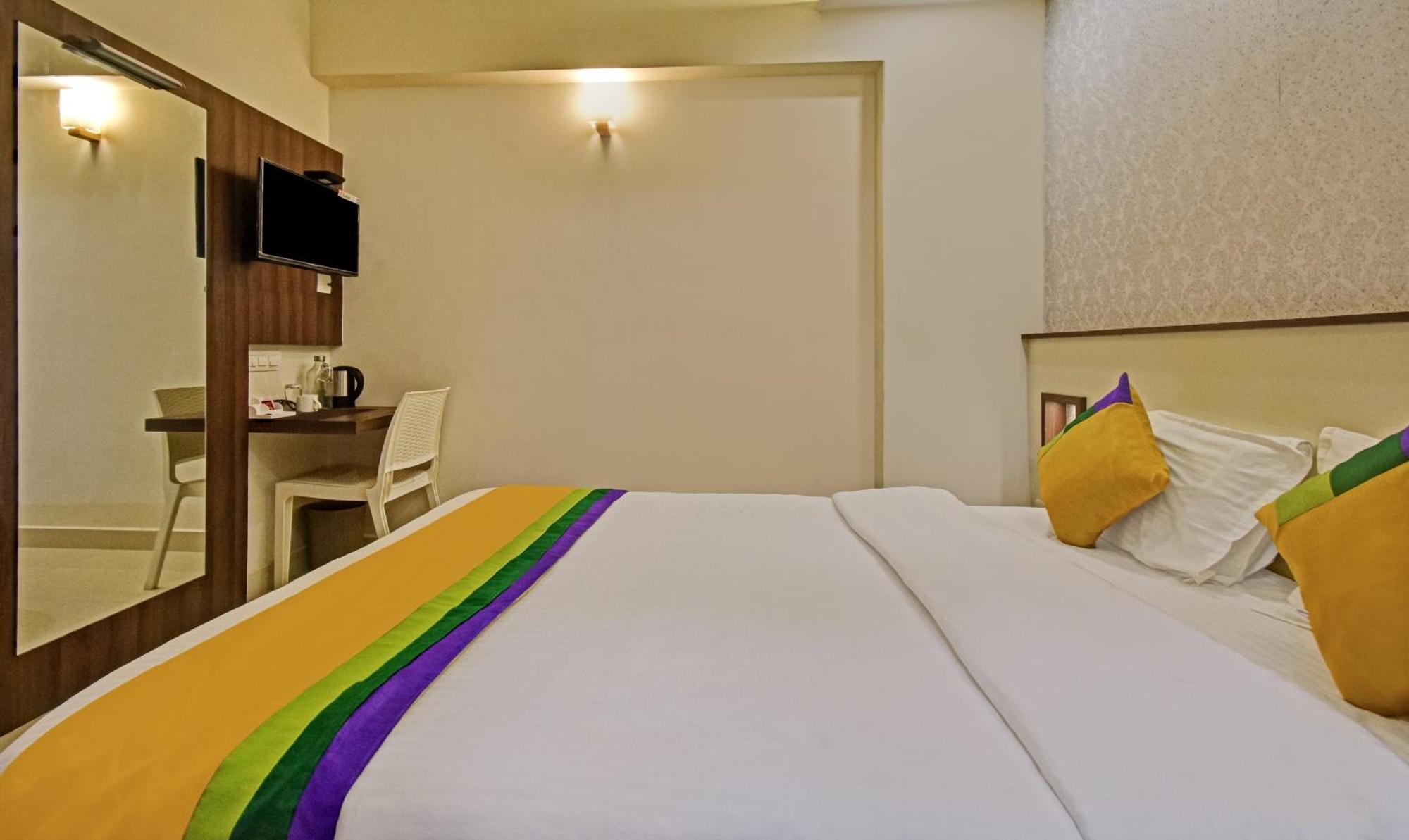 Itsy Hotels Deluxe Inn Chennai Esterno foto