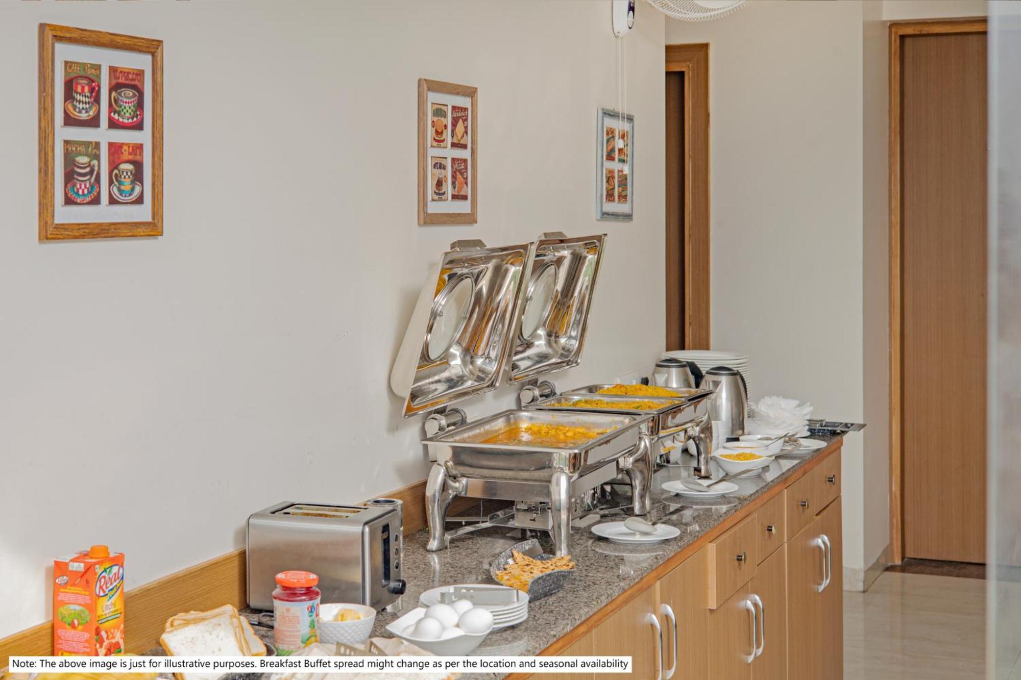Itsy Hotels Deluxe Inn Chennai Esterno foto